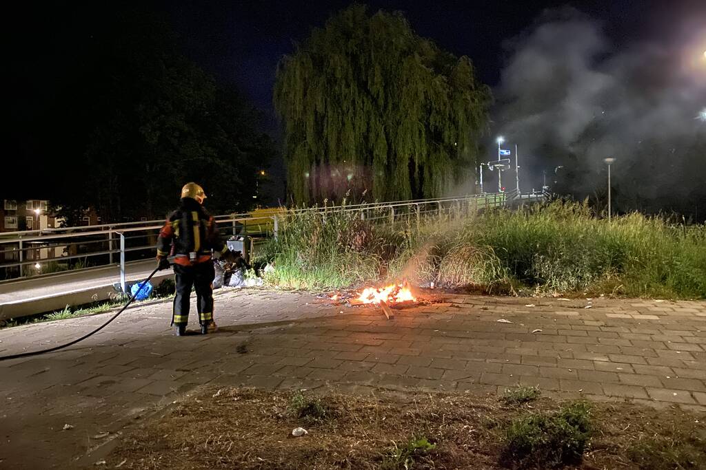 Afvalbrand snel geblust