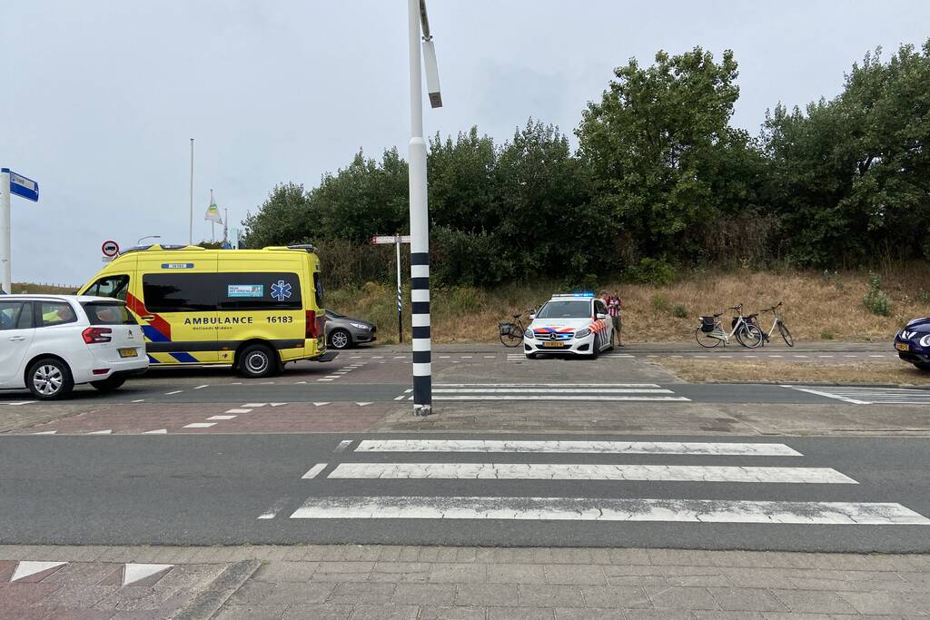 Persoon gewond na val van paard