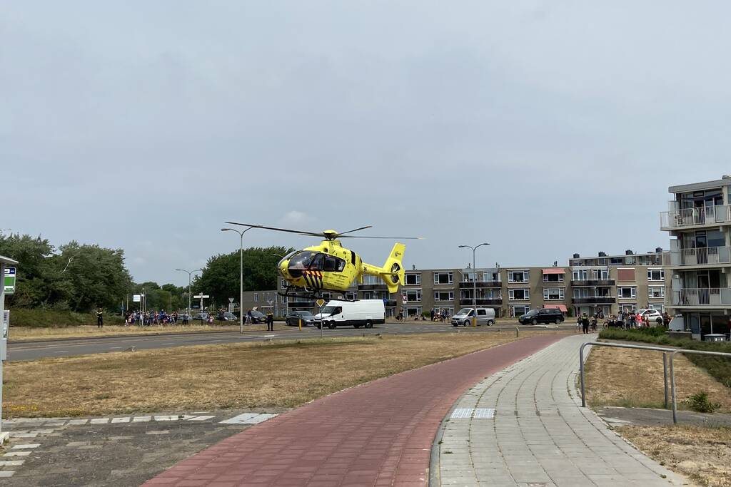 Persoon gewond na val van paard