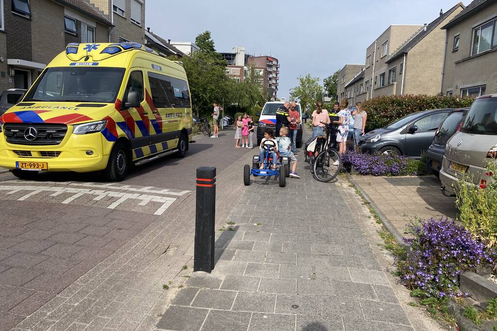 Fietser over de kop na uitwijkmanoeuvre met skelter