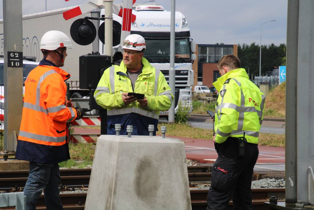 Geen treinverkeer door ooiervaarsnest in bovenleiding