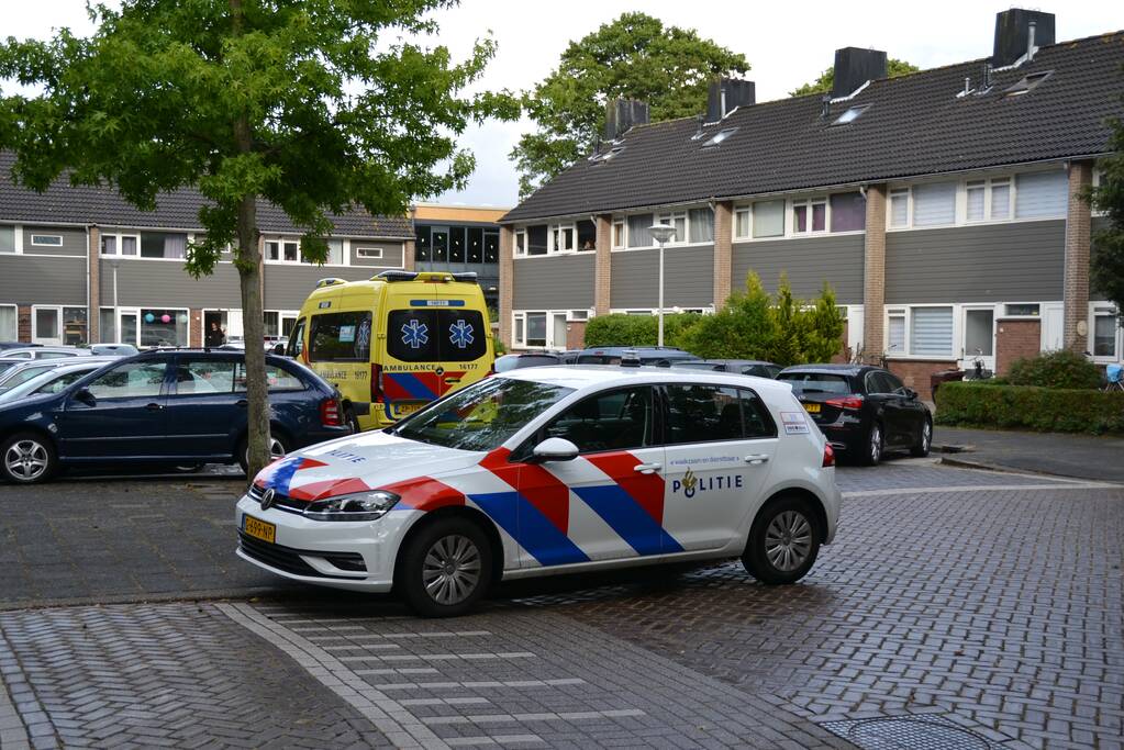 Traumahelikopter landt voor medisch incident in woning