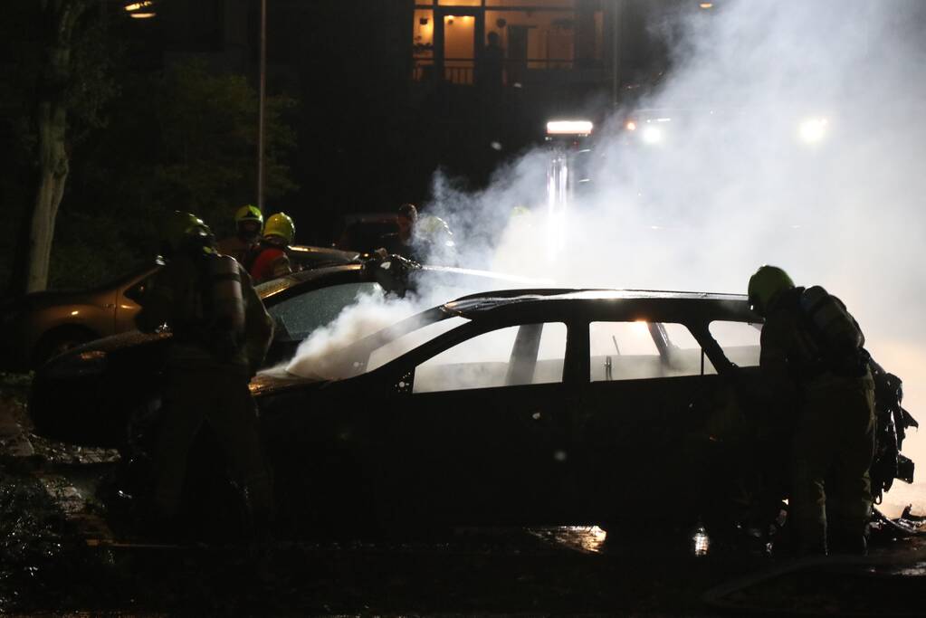 Auto verwoest door brand