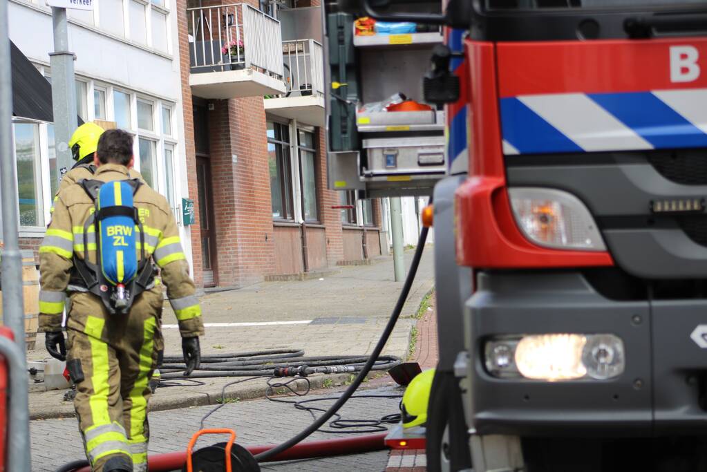 Politiekleding gestolen tijdens brand