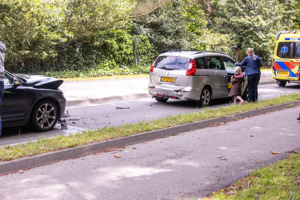 Flinke schade bij kop-staartaanrijding