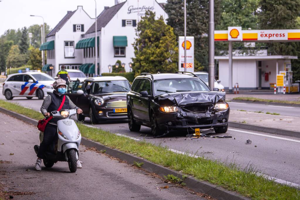 Flinke schade bij kop-staartaanrijding