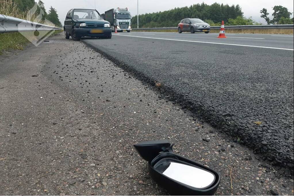 Bestuurder bestelbus verlies macht over het stuur door technisch mankement