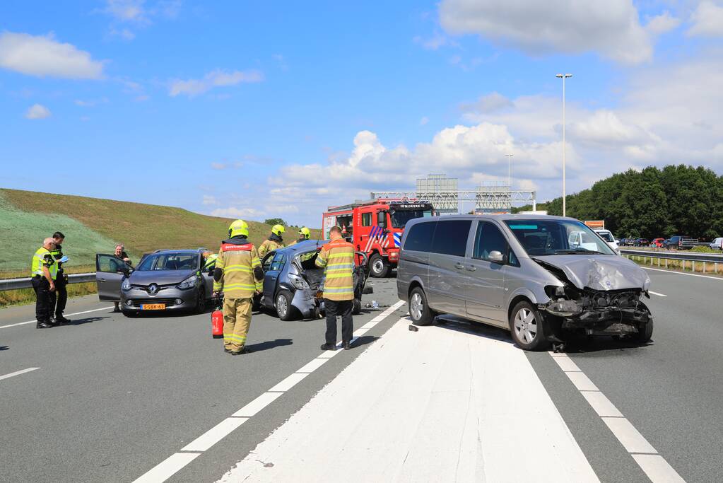 Flinke schade na kop-staart aanrijding