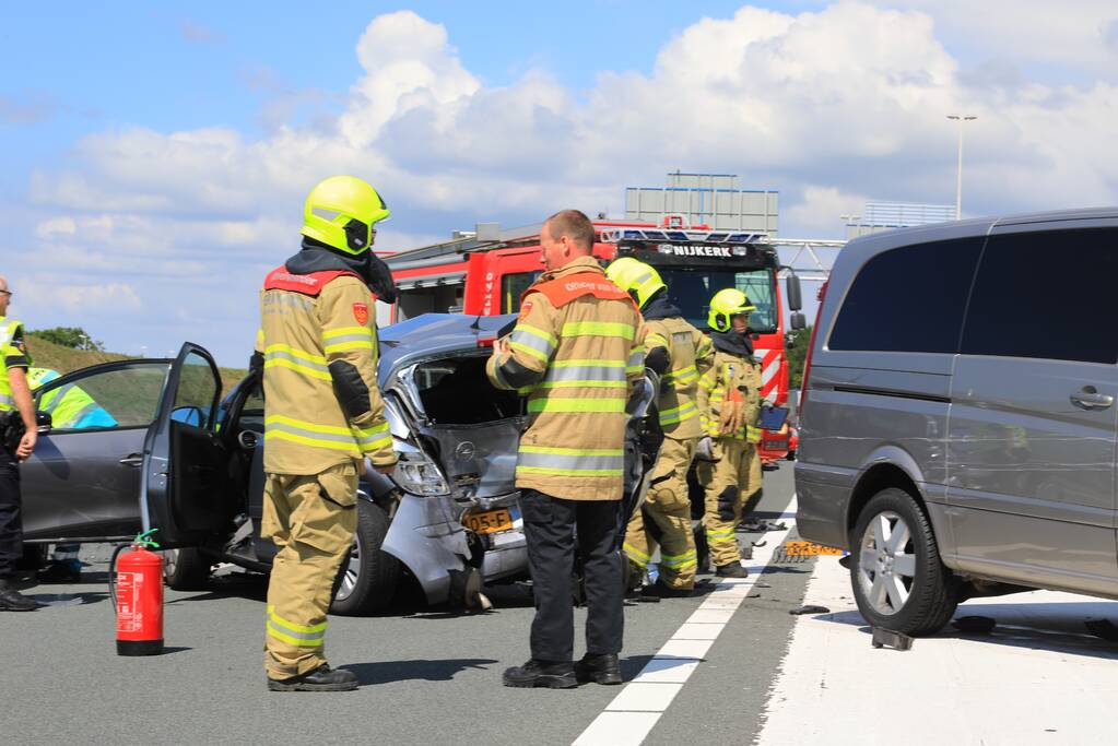 Flinke schade na kop-staart aanrijding
