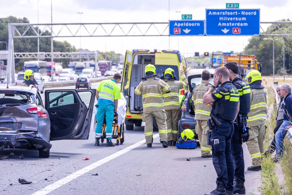 Flinke schade na kop-staart aanrijding