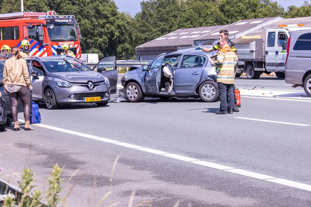 Flinke schade na kop-staart aanrijding