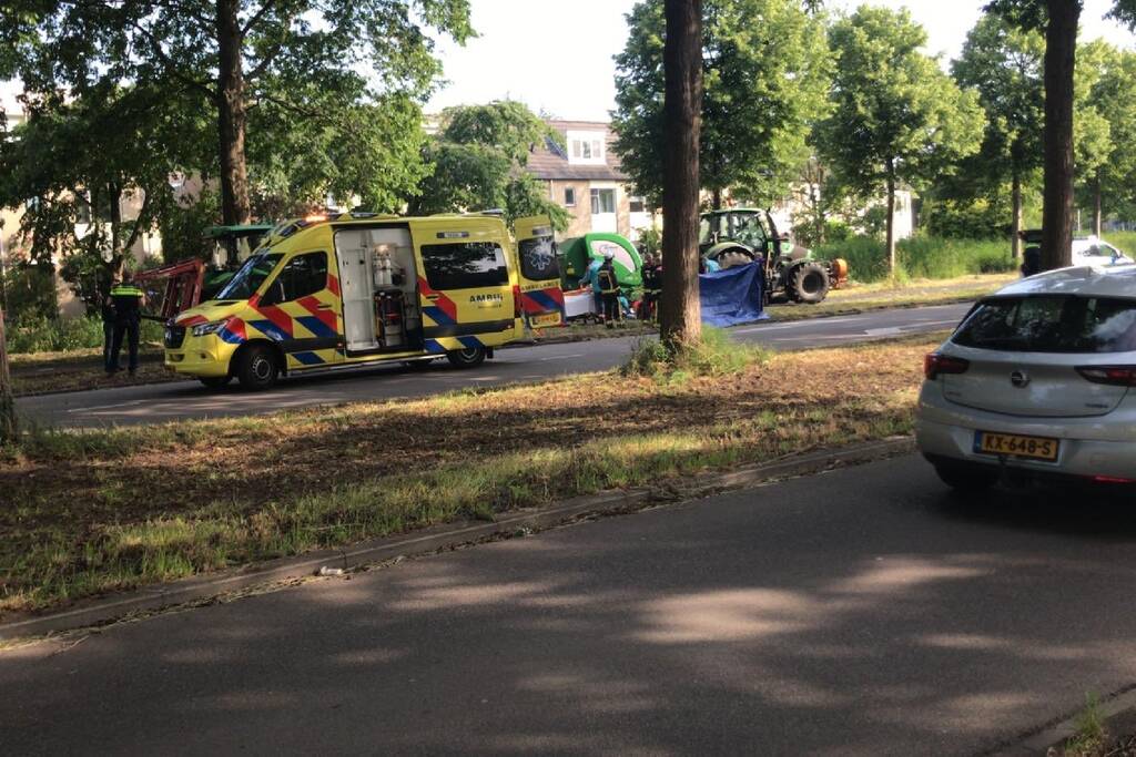 Persoon ernstig gewond bij ongeval met tractor