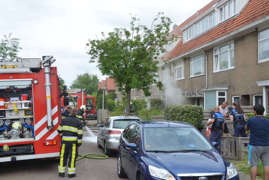 Veel rook bij brand in woning
