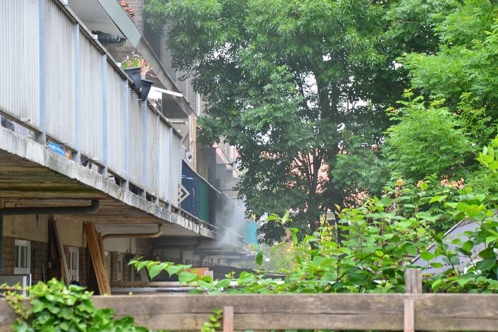 Veel rook bij brand in woning