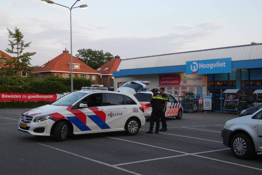 Overval op Hoogvliet supermarkt