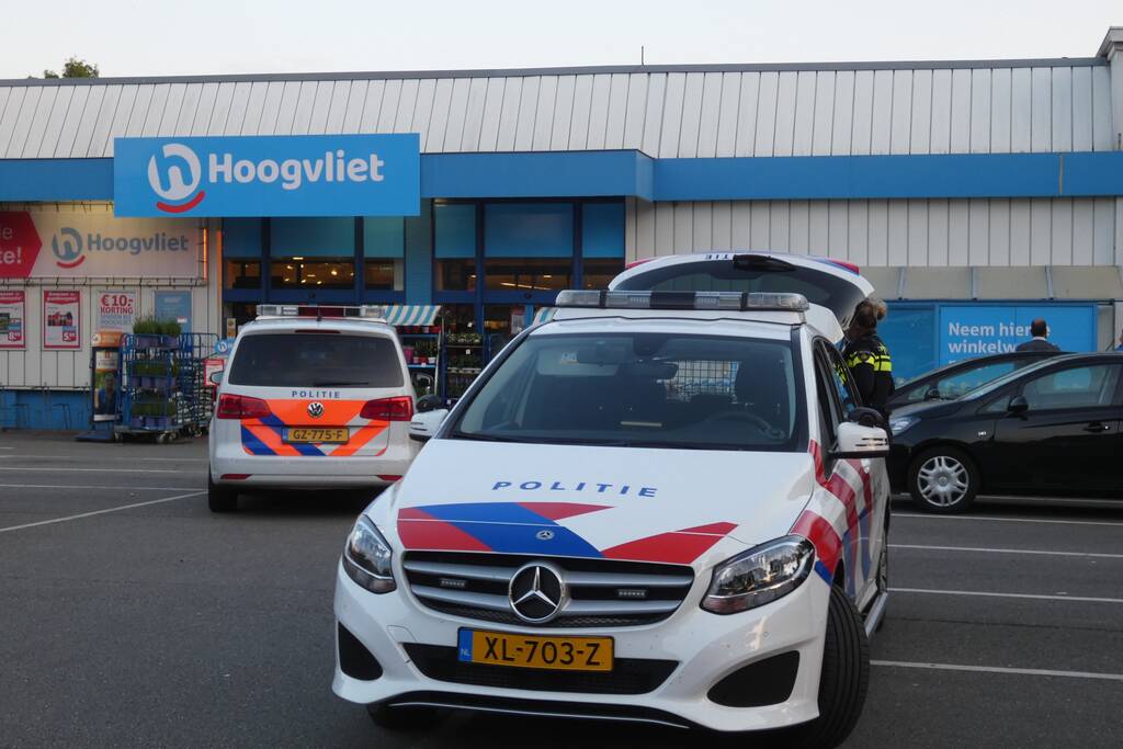 Overval op Hoogvliet supermarkt
