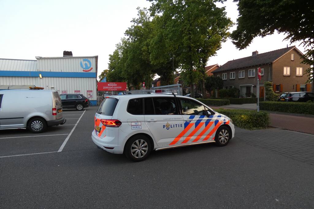 Overval op Hoogvliet supermarkt