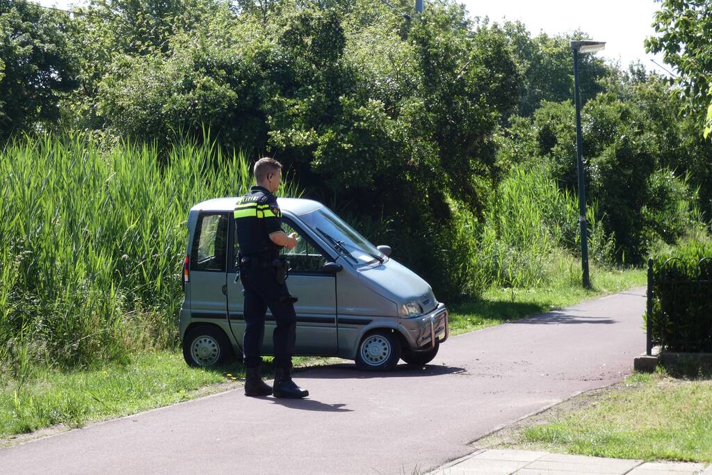 Bestuurder canta gewond na botsing op hekwerk