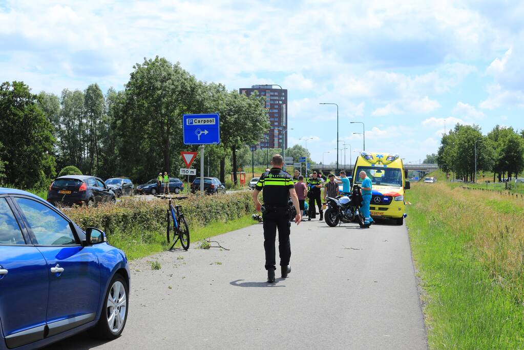 Persoon zwaargewond bij ongeval met motor