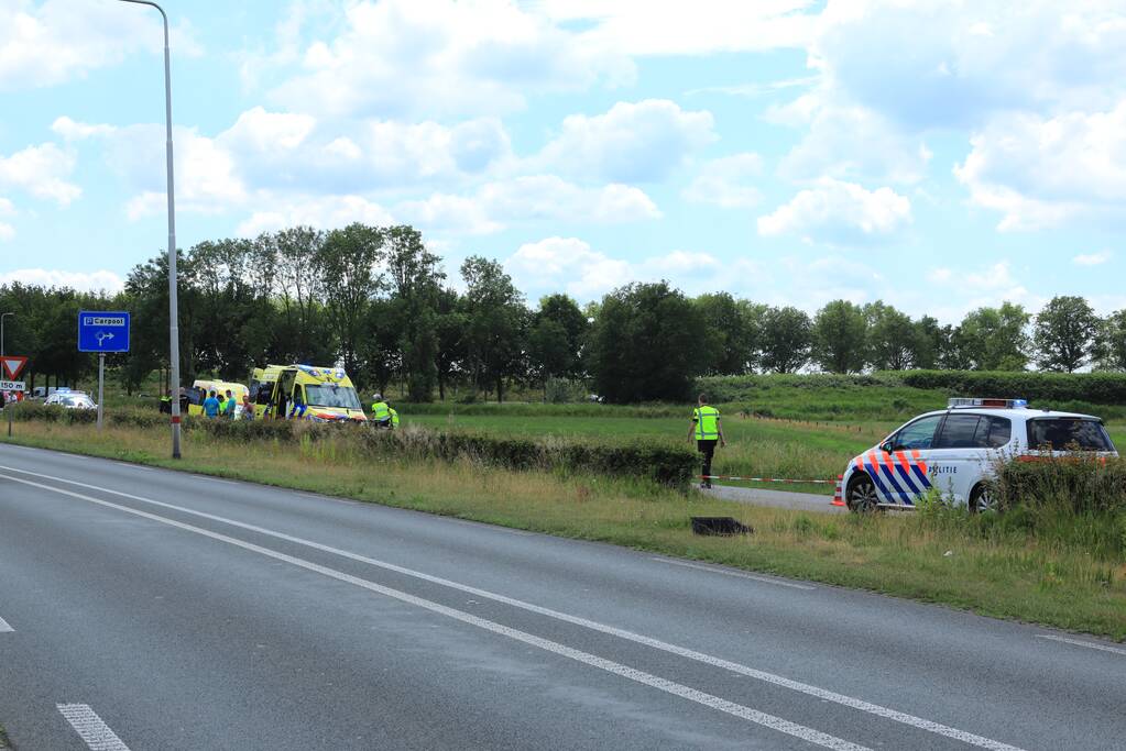 Persoon zwaargewond bij ongeval met motor