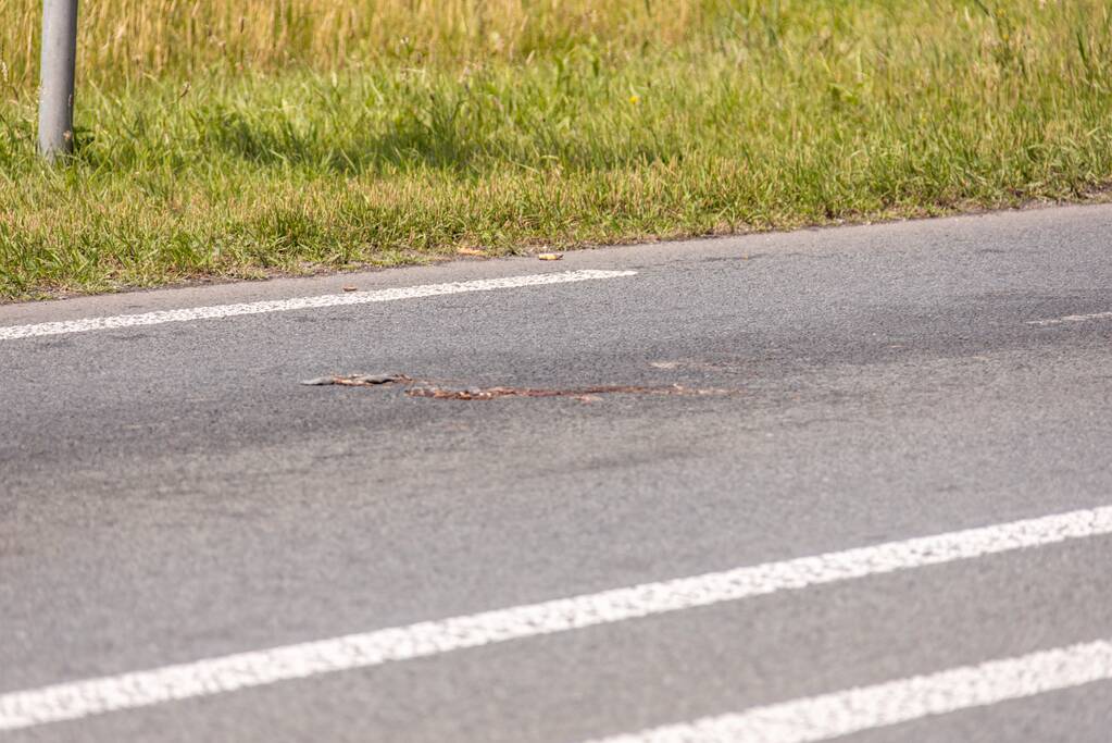 Persoon zwaargewond bij ongeval met motor