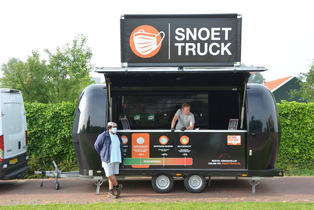 Ingangen afgesloten en aanhouding bij demonstratie Black Lives Matters op De Bult