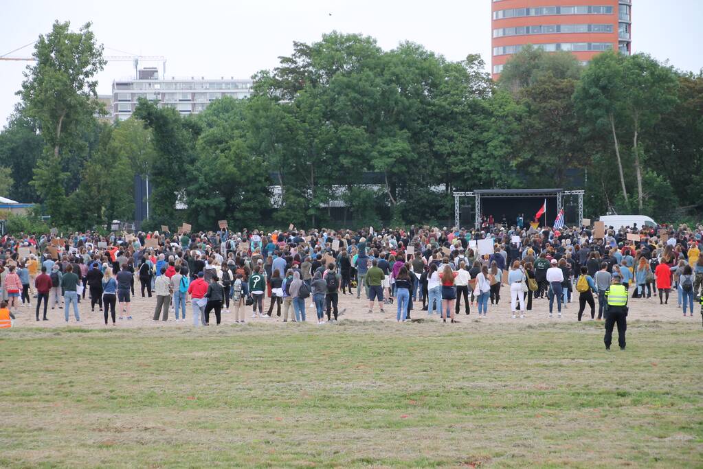 Veel politie voor demonstratie Black Lives Matters