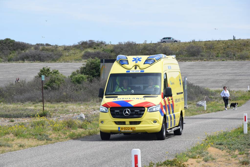 KNRM haalt gewonde van vissersboot