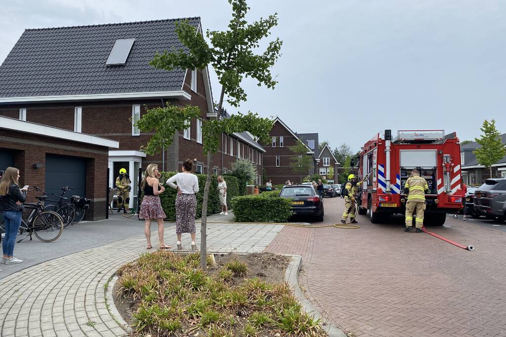 Gasbarbecue vliegt in brand