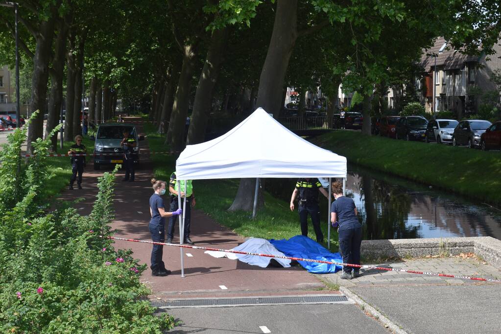 Te water geraakte persoon overleden in Prins Alexander