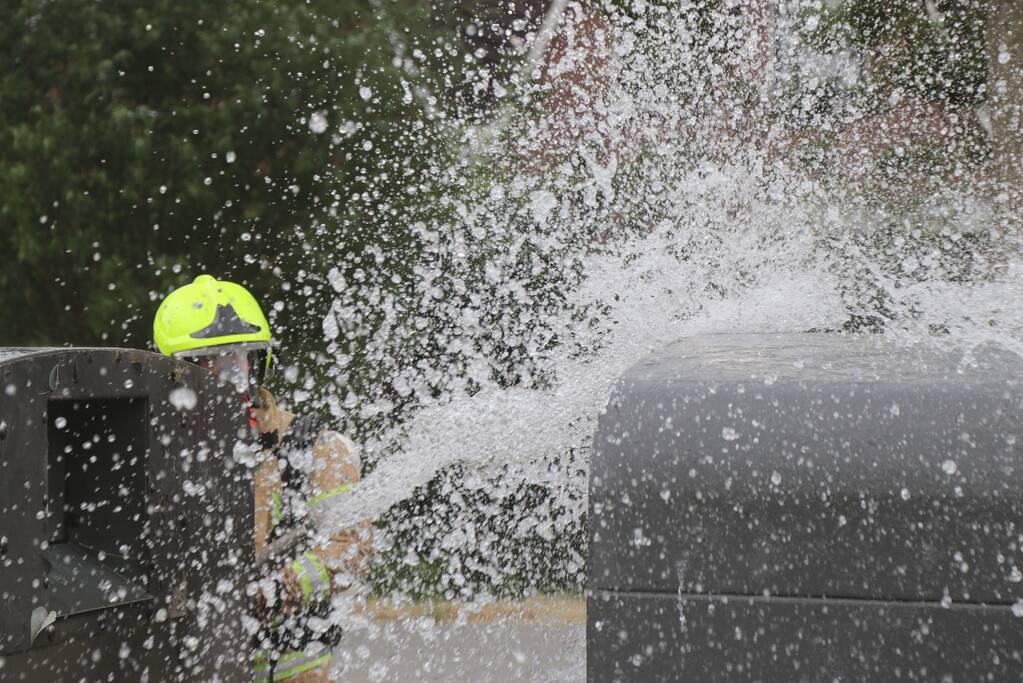 Veel rook door brand in bovengrondse container