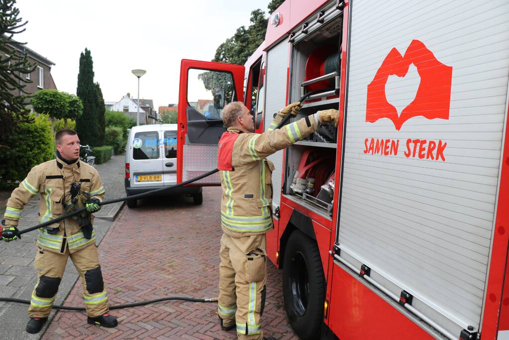 Duiventil vol rook na afgaan van rookbom