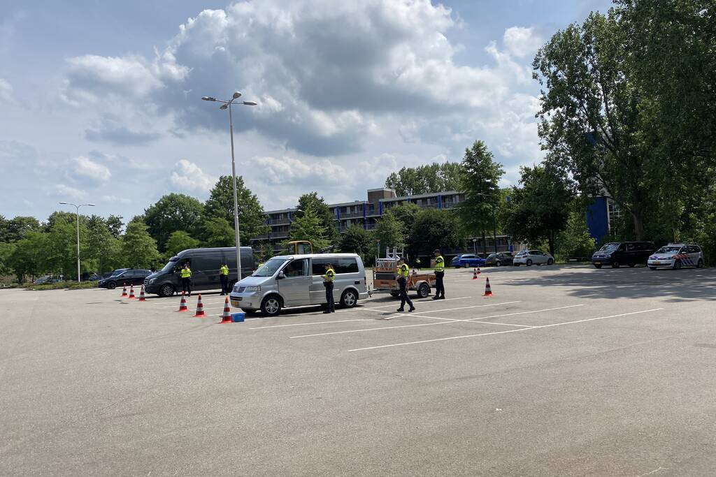 Politie houdt algehele voertuigencontrole