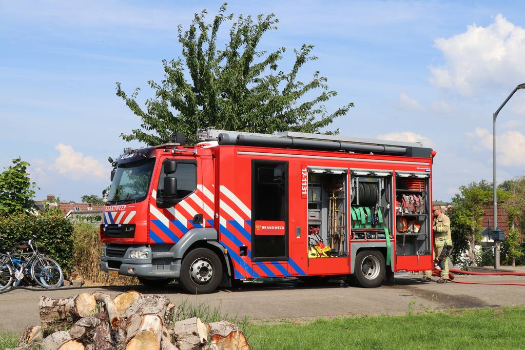 Gewonden bij brand in keuken van woning