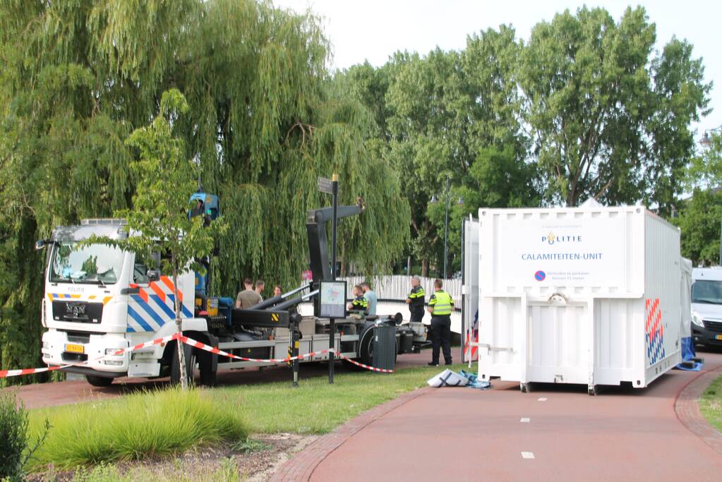 Lichaam aangetroffen in sloot