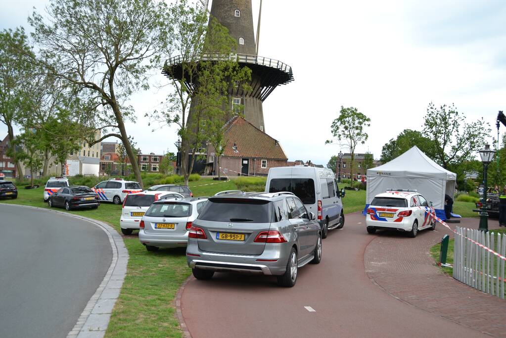 Lichaam aangetroffen in sloot