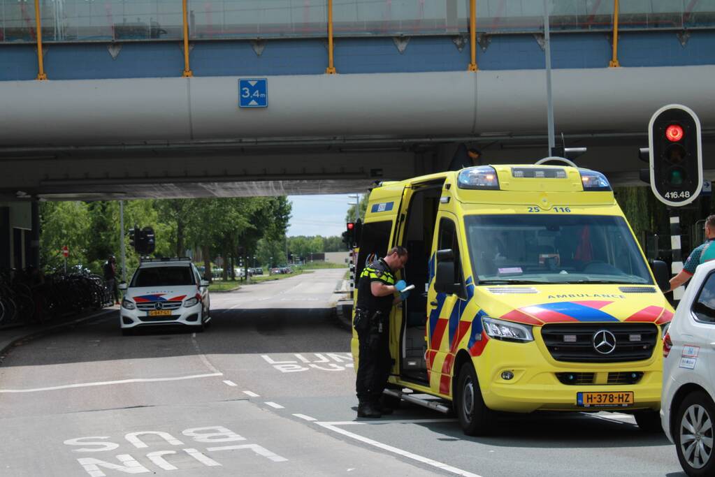 Gewonde bij steekincident NS-station Almere Parkwijk