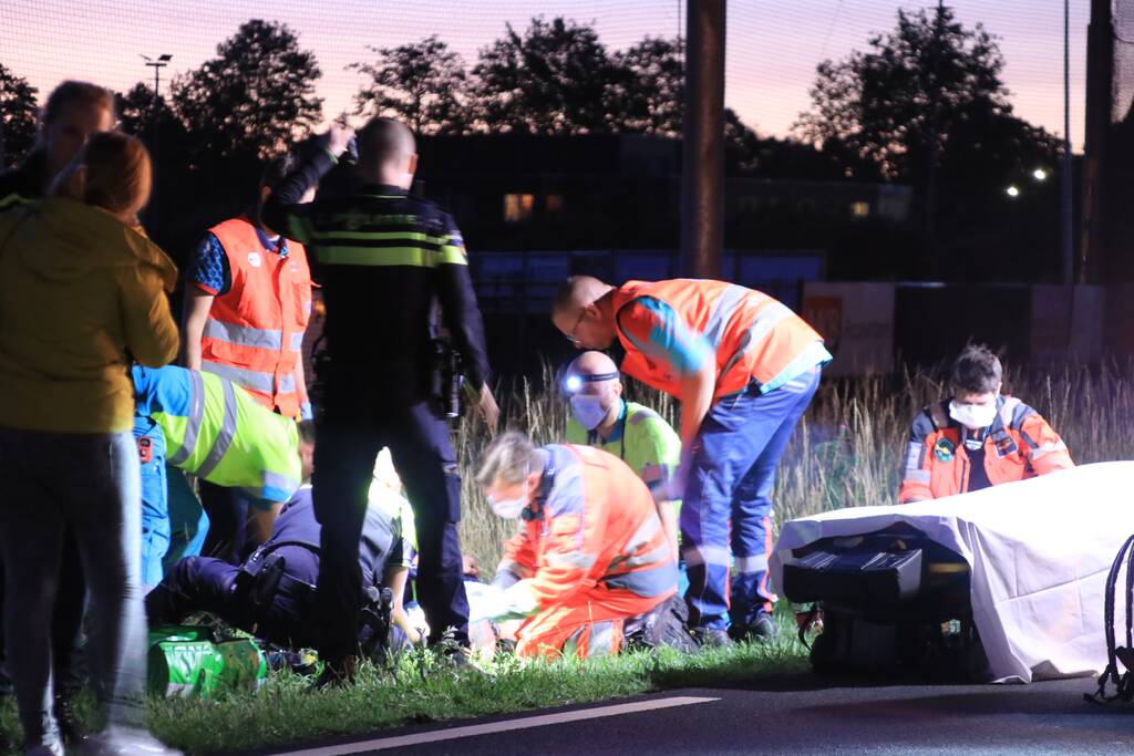 Voetganger zwaargewond tijdens oversteken
