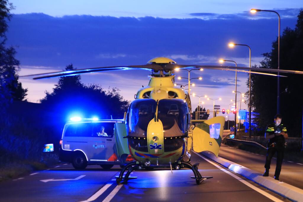 Voetganger zwaargewond tijdens oversteken