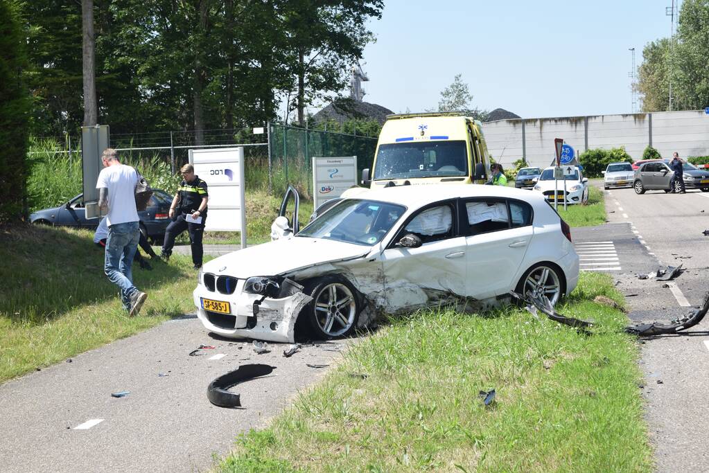 Enorme ravage na frontale botsing