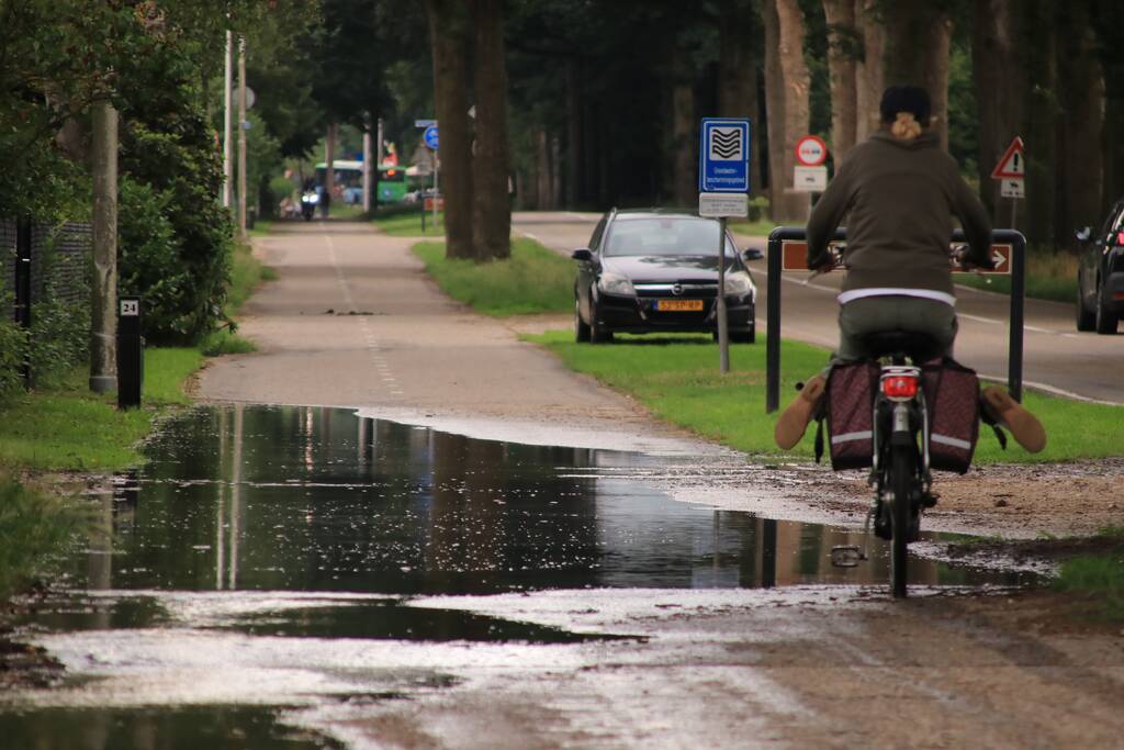 Gevaarlijke situatie door waterleidingbreuk