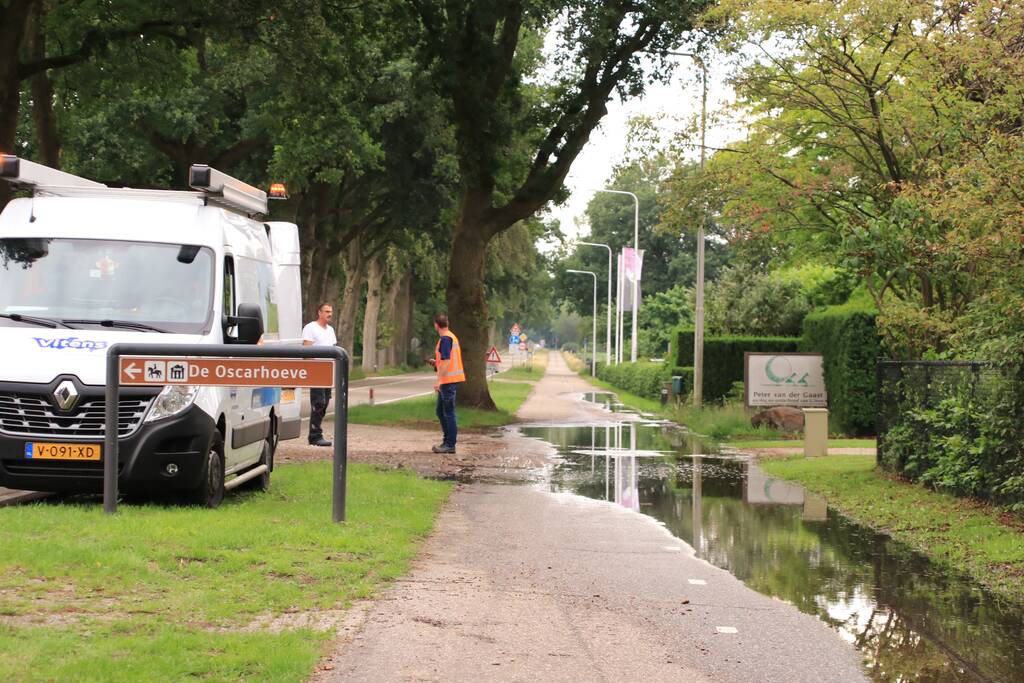 Gevaarlijke situatie door waterleidingbreuk