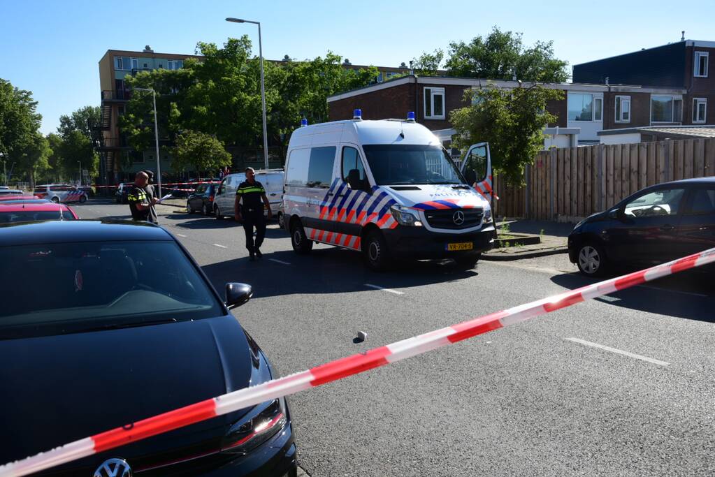 Spelend kindje zwaargewond na botsing met auto