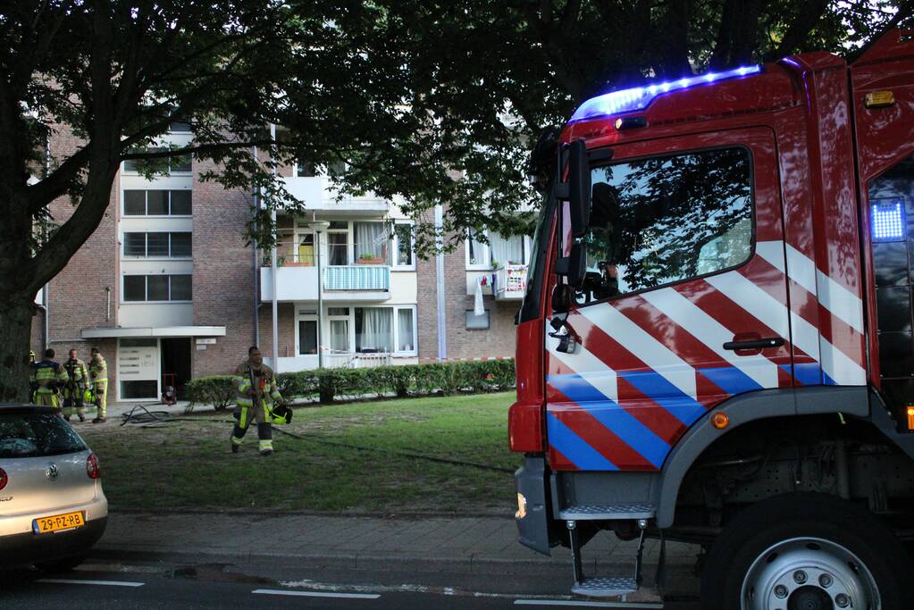 Meerdere woningen ontruimd na keukenbrand