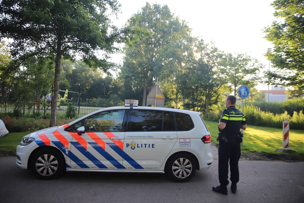 Overleden persoon aangetroffen in het water