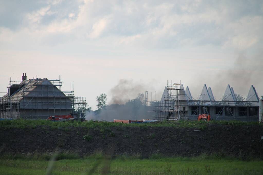 Enorme knal na brand op bouwplaats