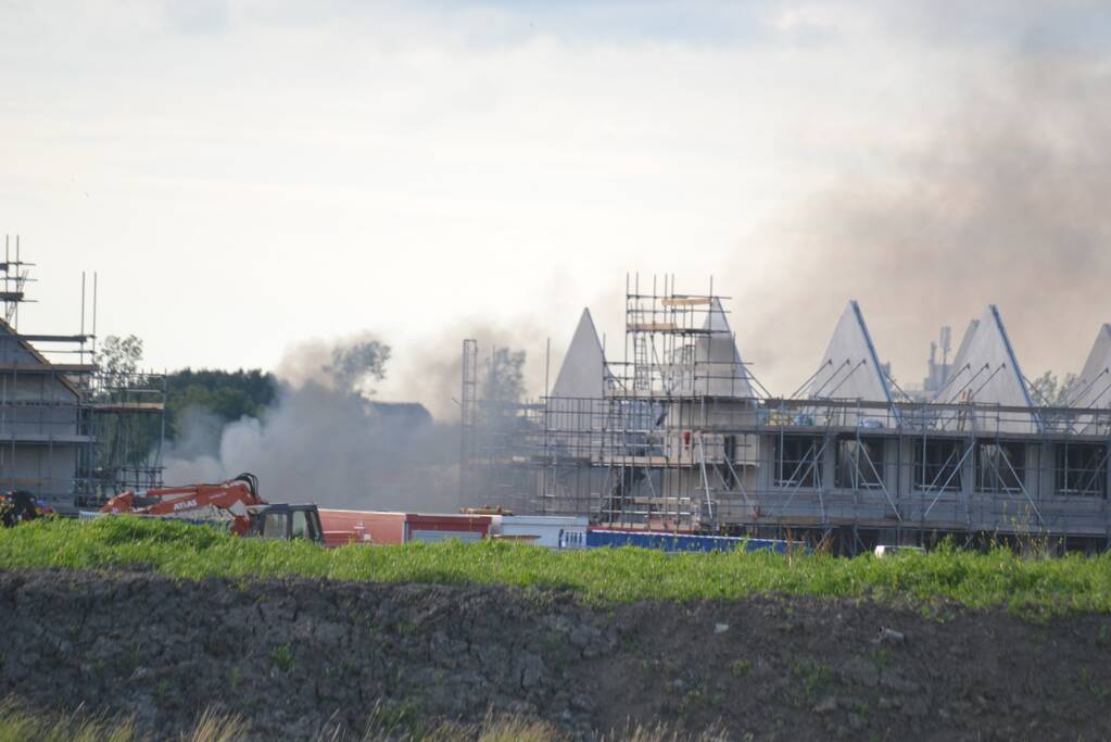Enorme knal na brand op bouwplaats