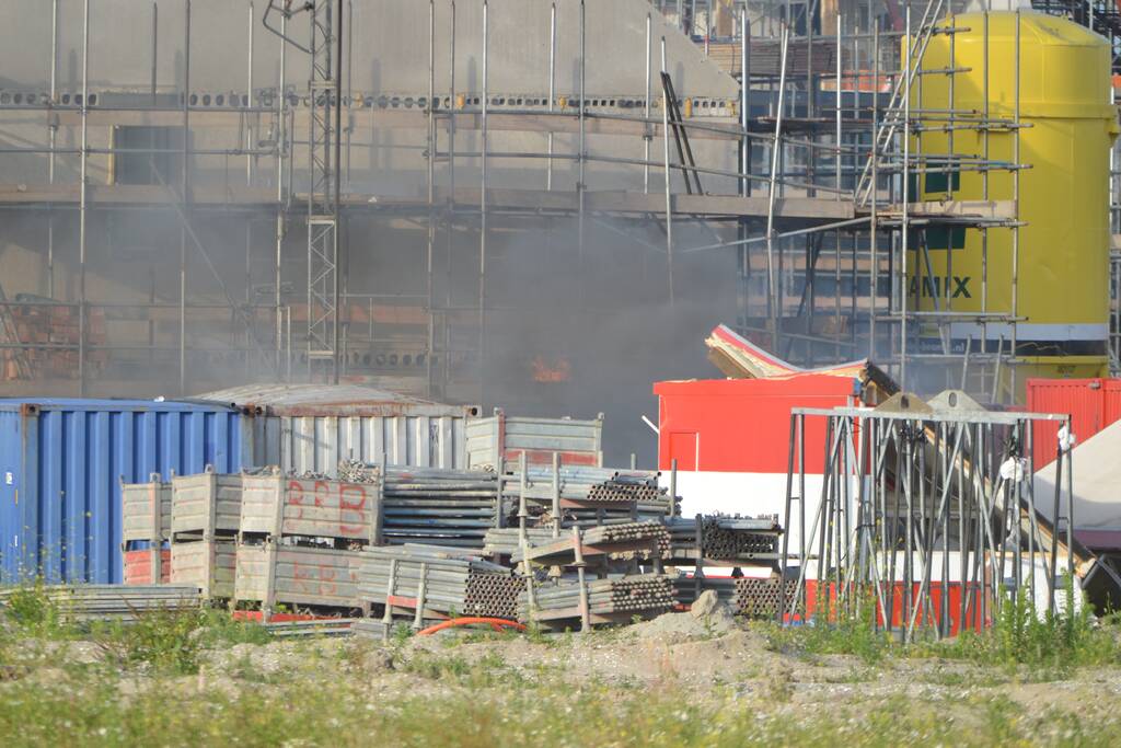 Enorme knal na brand op bouwplaats