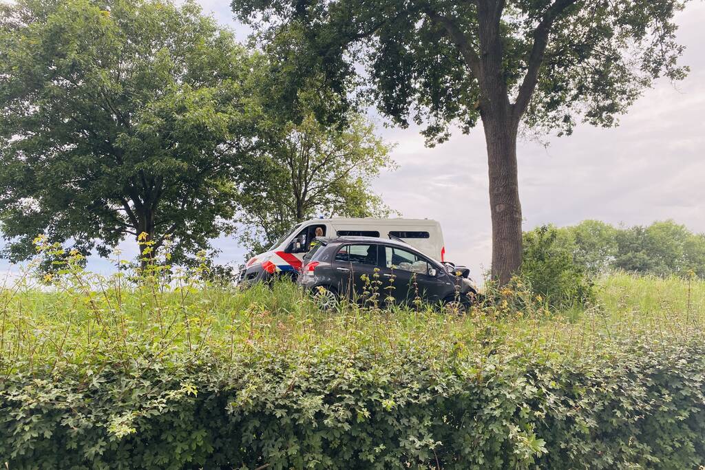 Vrouw gewond bij ongeval op Rijksweg