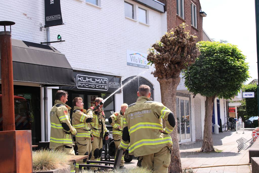 Boom op terras van Pincho-Café Kuhlman vliegt in brand